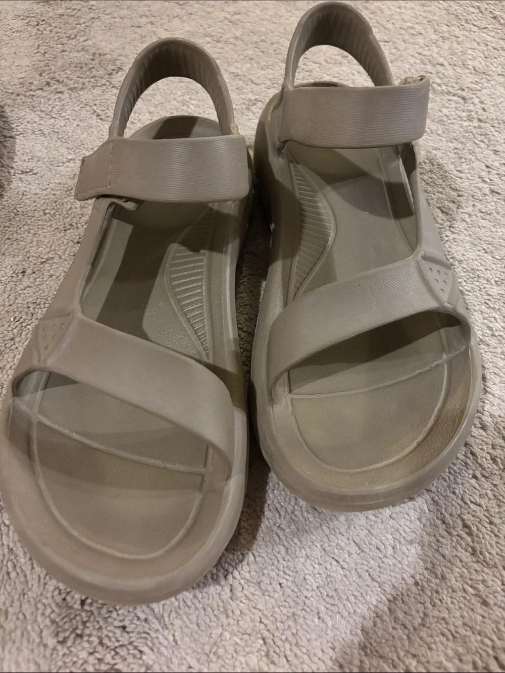 2 PAIRS TEVA SANDALS💦🏔️🌲